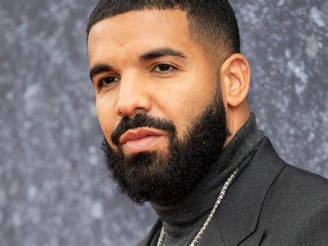 nudes de drake|Drake ‘shares private jet’ photo in apparent allusion to X